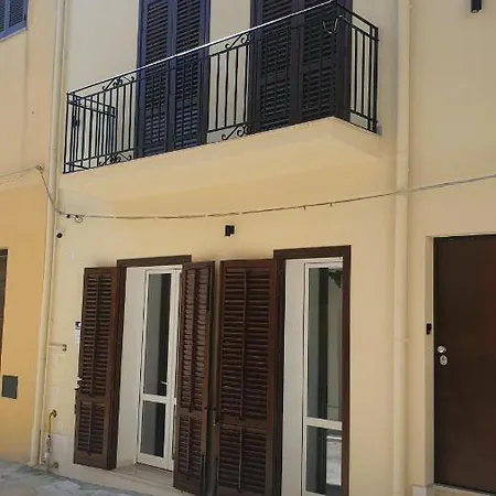 Apartment Mami House